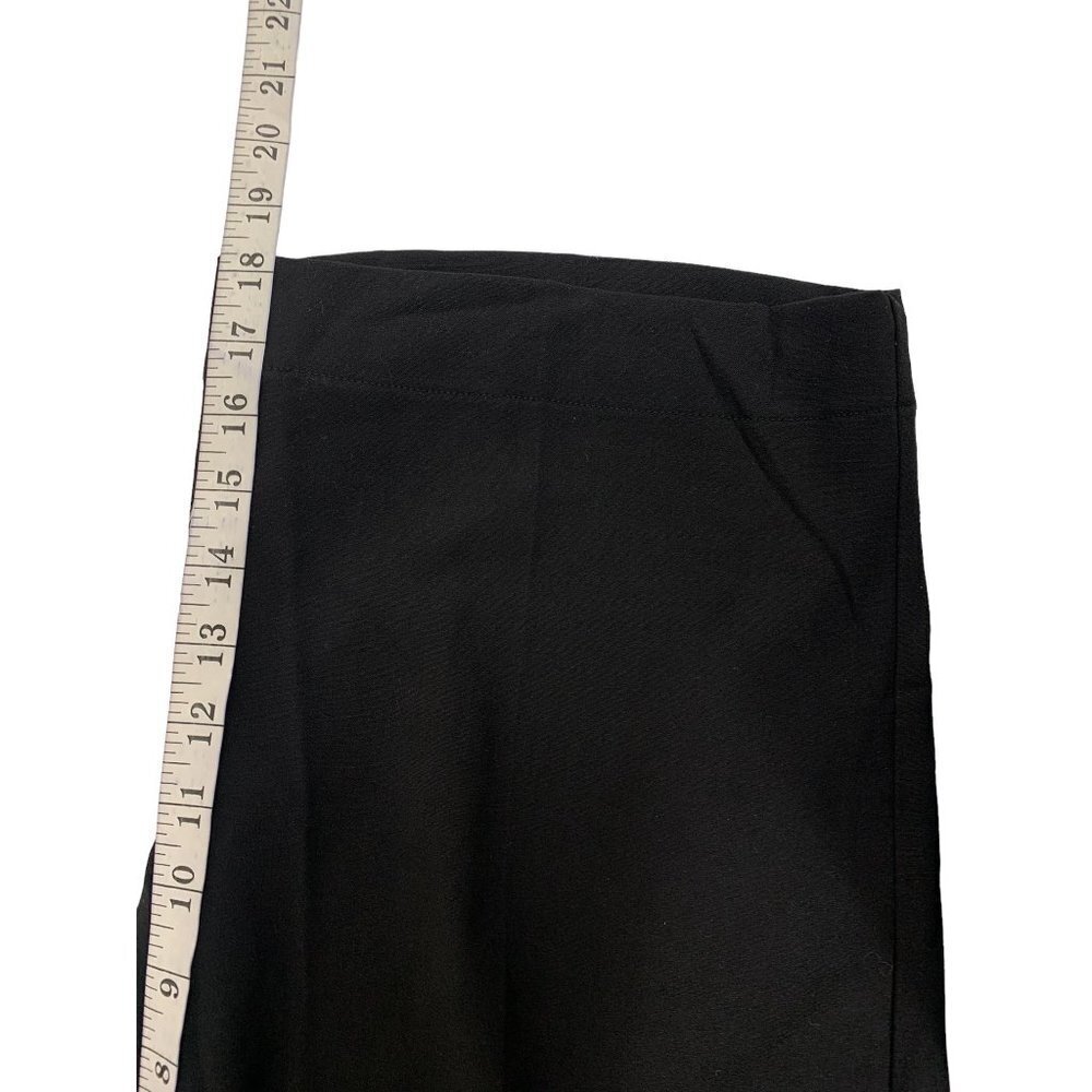 East 5th Women’s Classic Fit Capris - Picture 6 of 7
